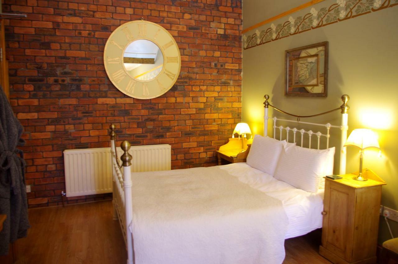 Crown House Suites Halifax Ngoại thất bức ảnh